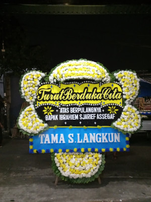 Papan Bunga Duka di Pejanggik